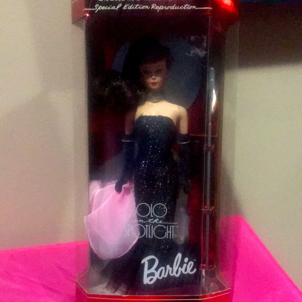 SOLO IN THE SPOTLIGHT BARBIE